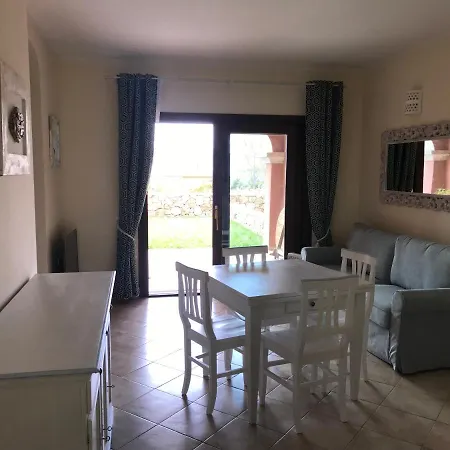 Apartment Cala Moresca *