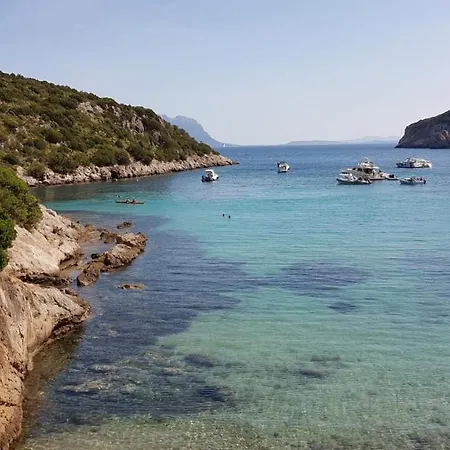 Cala Moresca * גולפו אראנצ'י